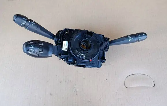 Citroen C3 Aircross Wiper turn signal indicator stalk/switch 98262573ZD
