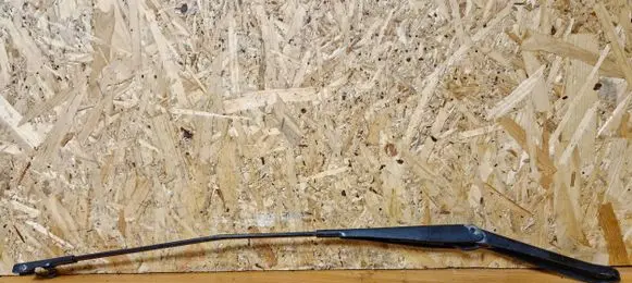 Ford Focus Front wiper blade arm 4m5117526