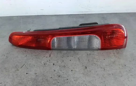 Ford Focus C-MAX Rear/tail lights 3M5113A602AA