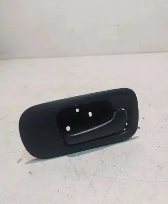 Honda CR-V Front door interior handle H0NDA
