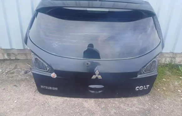 Mitsubishi Colt Tailgate/trunk/boot lid