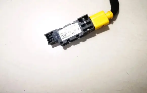 Audi A3 S3 8P Airbag deployment crash/impact sensor 4b0959643e