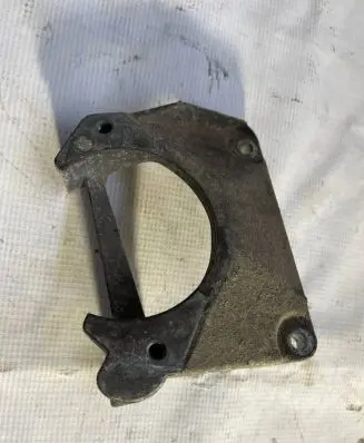 BMW 6 E63 E64 Engine mounting bracket 6761117 AC46600