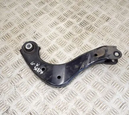 Toyota Prius (XW50) Rear upper control arm/wishbone