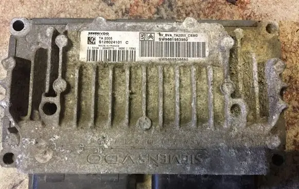 Citroen C4 I Gearbox control unit/module SW9661983980 S126024101C
