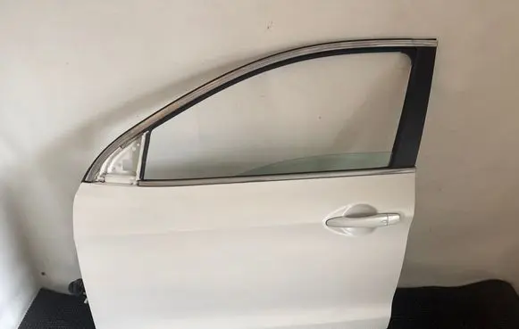 Nissan Qashqai Front door OAB