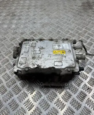 BMW 2 F46 Voltage converter inverter 8742334 28628286 1X874233402