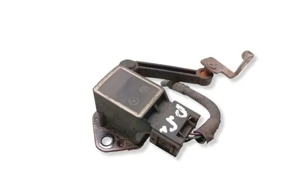 Mercedes-Benz R W251 Air suspension front height level sensor A0105427717
