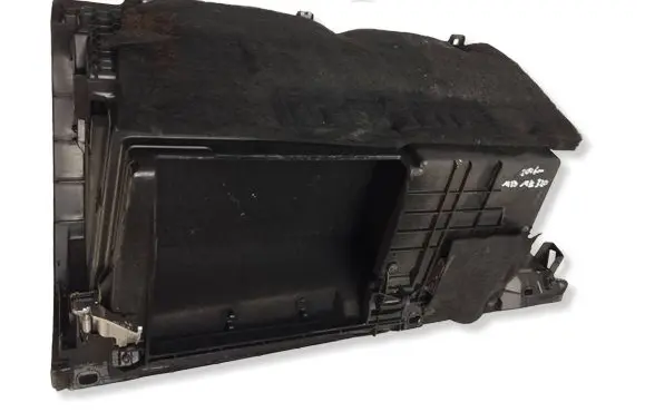 Mercedes-Benz ML W164 Glove box 