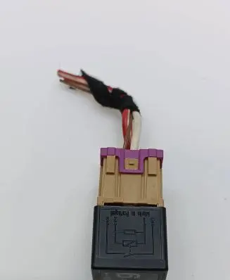 Audi A4 S4 B8 8K Other relay 8K0951253 V23136B6X72