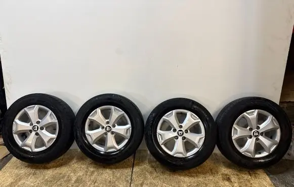 Dacia Duster II R16 alloy rim 403006101R