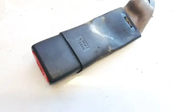 Mazda CX-7 Middle seatbelt buckle (rear) m4231