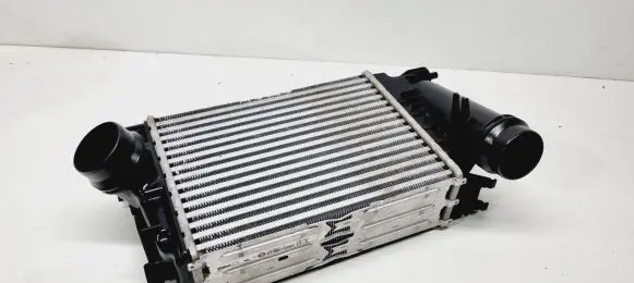 Nissan Qashqai J12 Intercooler radiator 144962803R 1441100Q4L