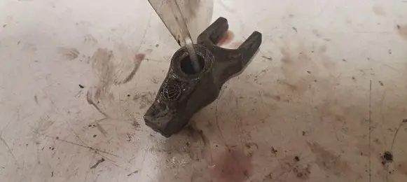 Opel Insignia A Fuel Injector clamp holder 4763