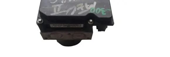 Renault Megane II ABS Pump 0265231300 8200038695 84B02AA
