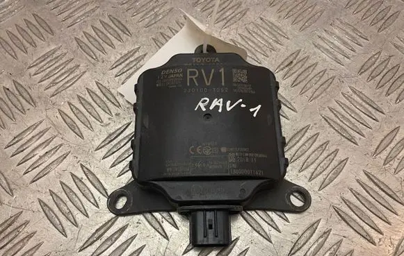 Toyota RAV 4 (XA50) Blind spot module 8816242090