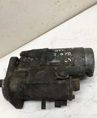 KIA Carens I Starter motor