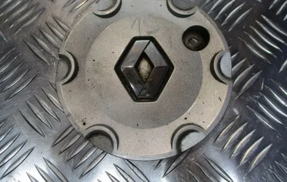 Renault Laguna II Original wheel cap