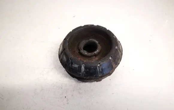 Nissan Note (E12) Front coil spring rubber mount 