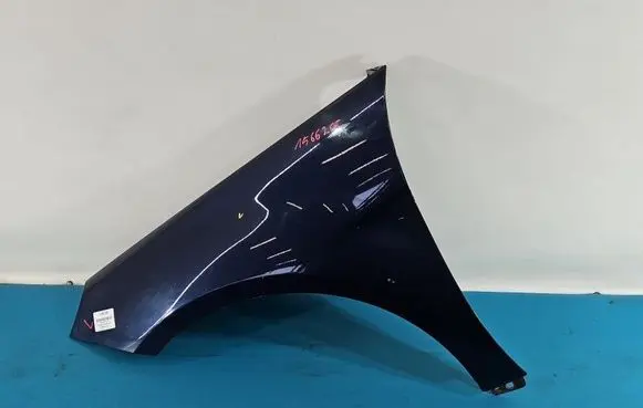 Mercedes-Benz B W245 Fender IMPRK1566205