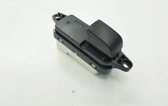 Mazda CX-7 Electric window control switch EH6266370