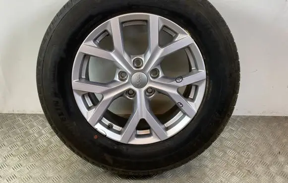 Jeep Grand Cherokee WL R18 alloy rim 
