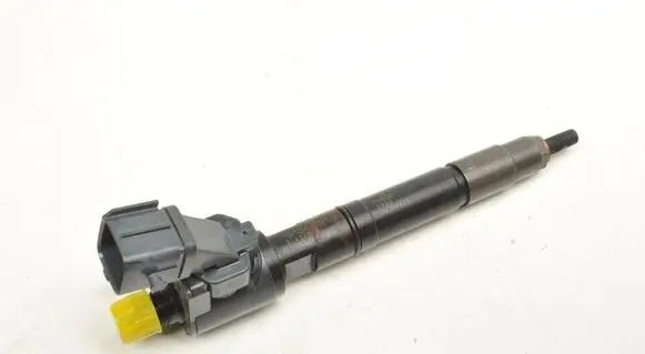 Volvo XC60 Fuel injector 31432836