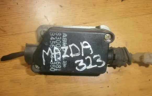 Mazda 323 Central locking motor 8300004681