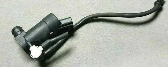 Ford Galaxy Windscreen/windshield washer pump