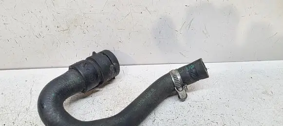Volvo XC60 Engine coolant pipe/hose 31305157