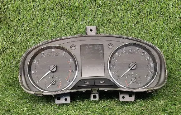 Skoda Fabia Mk2 (5J) Speedometer (instrument cluster) 5J0920940E