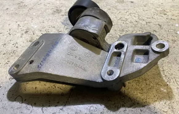 Chrysler 200 Alternator belt tensioner 04627154AC 63325