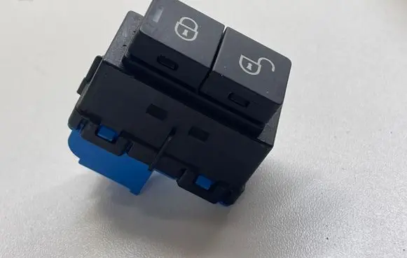 Land Rover Range Rover L405 Central locking switch button CPLA11017AD 551062
