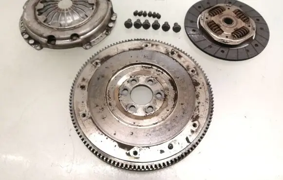 Seat Ibiza III (6L) Clutch set kit 030105271D 036141026H