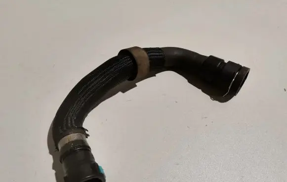 Land Rover Evoque I Engine coolant pipe/hose