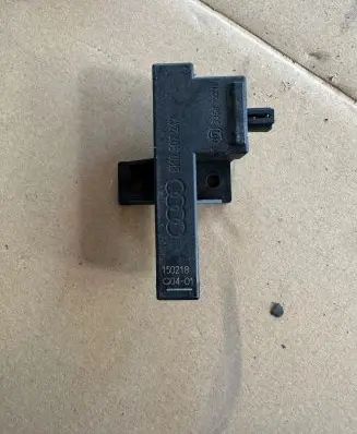 Audi A6 S6 C7 4G Keyless (KESSY) go control unit/module 8K0907247 33542221