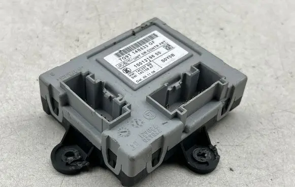 Volvo V70 Door control unit/module 7G9T14B533GF 14C237BB 1001219600