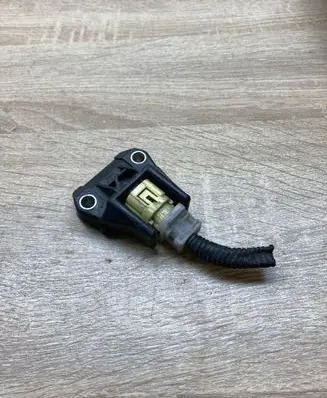 Toyota RAV 4 (XA30) Airbag deployment crash/impact sensor 8917345050
