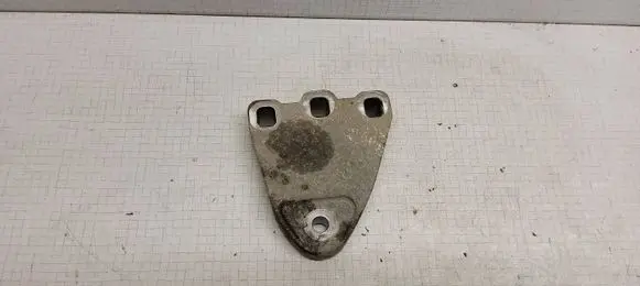 Volkswagen Transporter - Caravelle T5 Engine mounting bracket