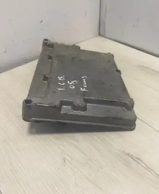 Ford Focus Engine control unit/module 5M5112A650SE