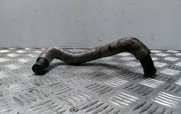 Volvo S80 Engine coolant pipe/hose