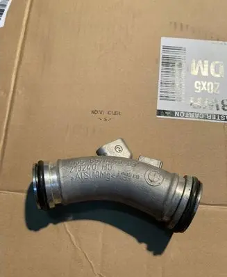 BMW X1 F48 F49 Intercooler hose/pipe 8574473