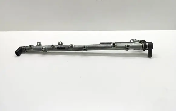 BMW 5 E60 E61 Fuel main line pipe 7788679 0445216008 077764L5