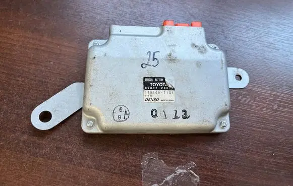 Toyota Auris 150 Other control units/modules 8989228010