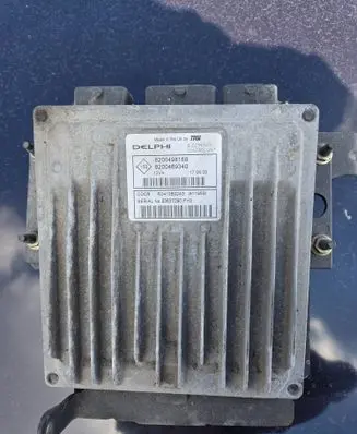 Renault Scenic II - Grand scenic II Engine control unit/module 8200469340