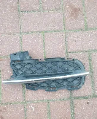 Jaguar XJ X351 Front bumper lower grill AW9315K232AB