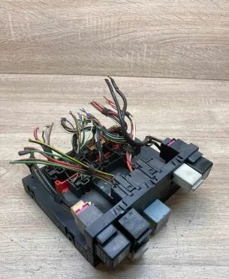 Volkswagen Touran I Comfort/convenience module 3C0937049H