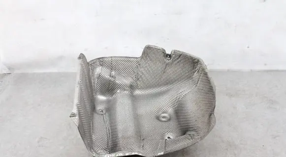 BMW 6 E63 E64 Exhaust heat shield 7052465 51487052465