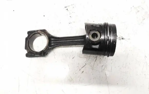 Audi A4 S4 B5 8D Piston with connecting rod