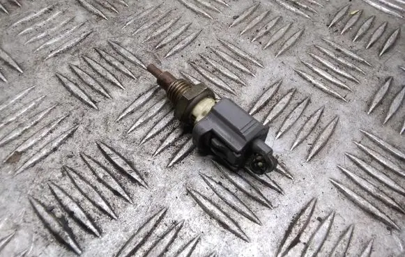 Coolant temperature sensor